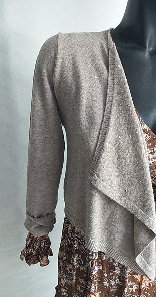 Κοντή ζακέτα by COVER ME Κοντή ζακέτα by COVER ME